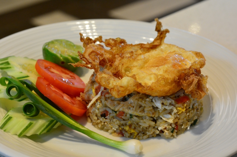 thai fied rice cuisine unplugged pullman bangkok king power