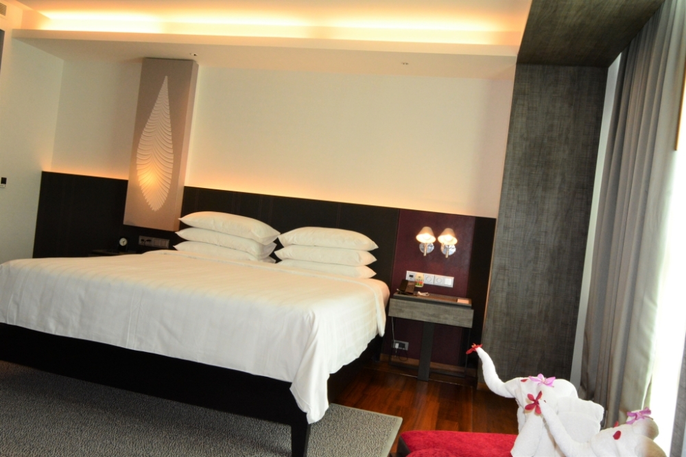 bed suite pullman bangkok king power