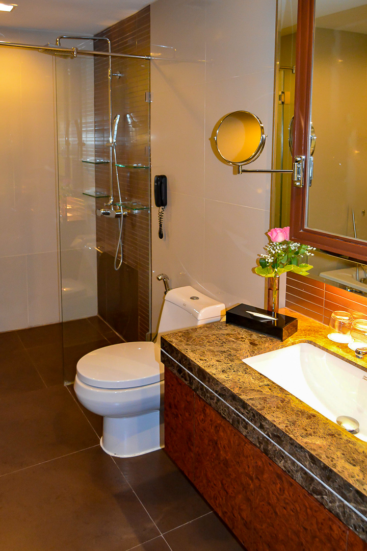 bathroom luxury room berkeley hotel